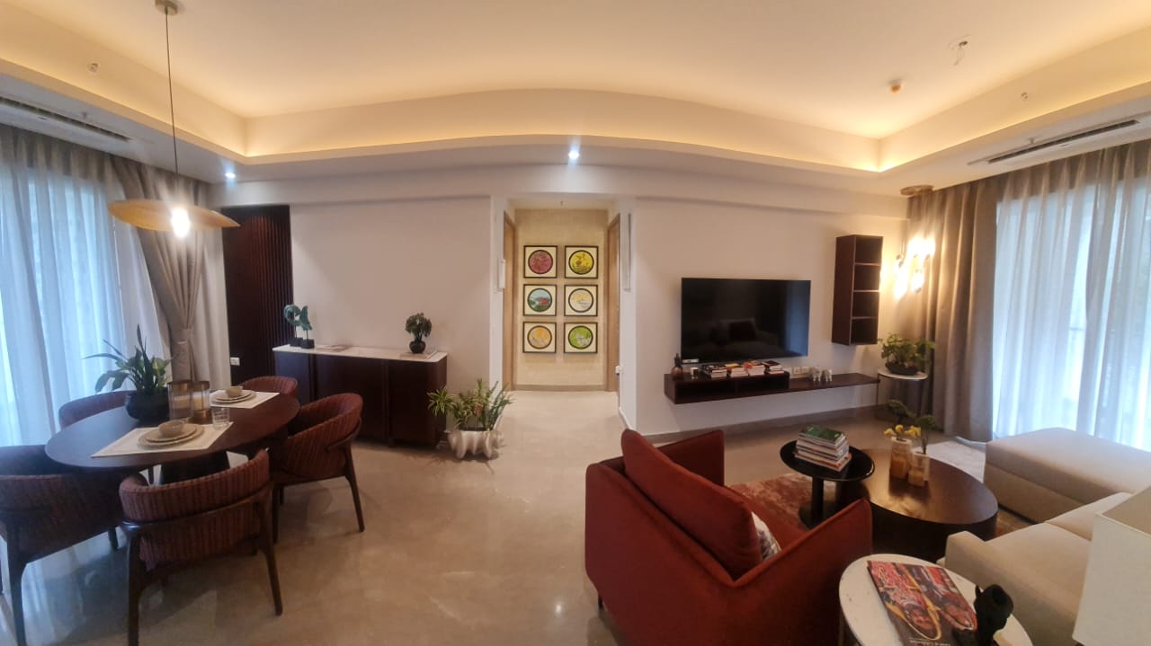 Interior 7